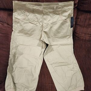 Faded Glory Womens Tan Capris